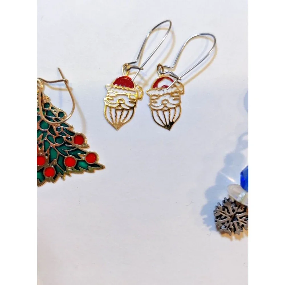 Lot if 4 Pairs of Christmas, Winter Earrings-Christmas Tree, Santa, Snowman, ETC
